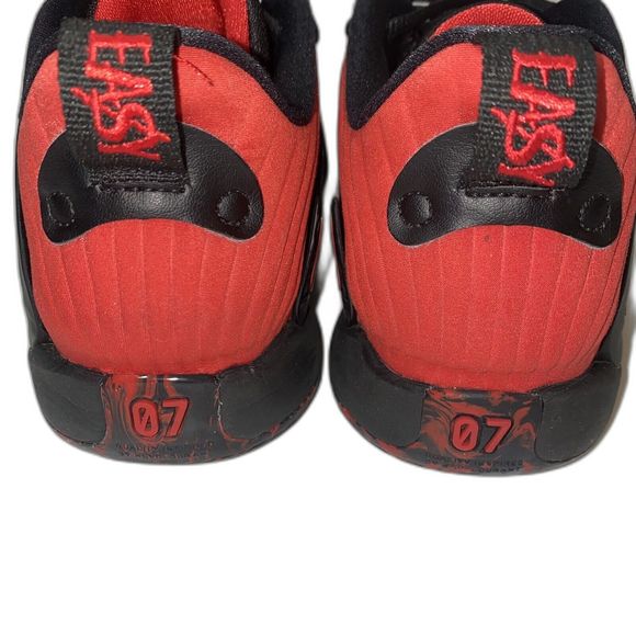 Nike KD 15 Black University Red Bred Sneakers DC1975-003 Men's Size 6.5 EUR 39 - Picture 7 of 12